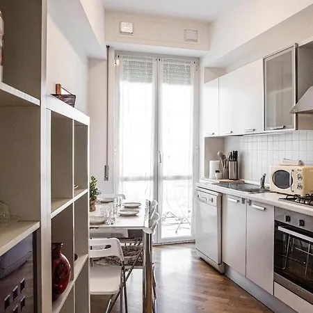 Piazza Repubblica Elegante Appartmento *